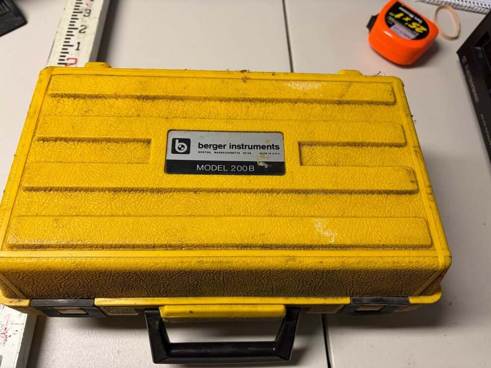 Berger Instruments Model 200B Vertical Transit Level with Case and CST Telescopi